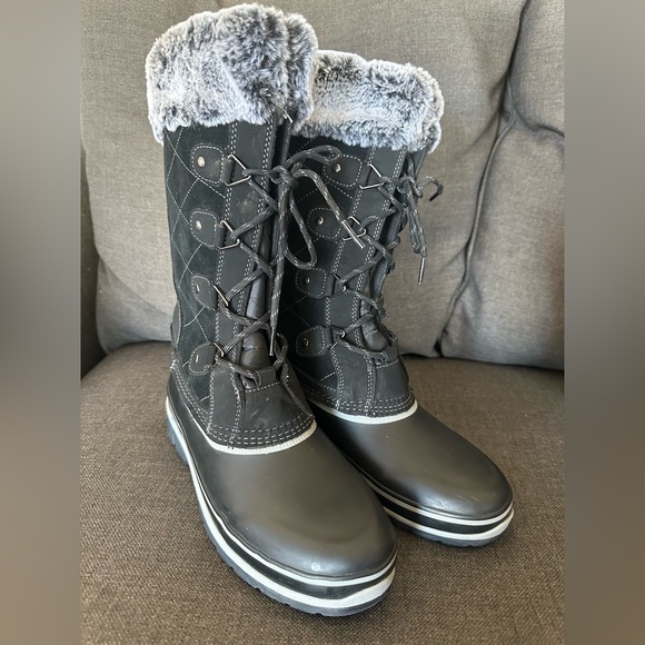 Khombu Women’s Black Winter Snow Boots size 7 - Picture 2 of 7